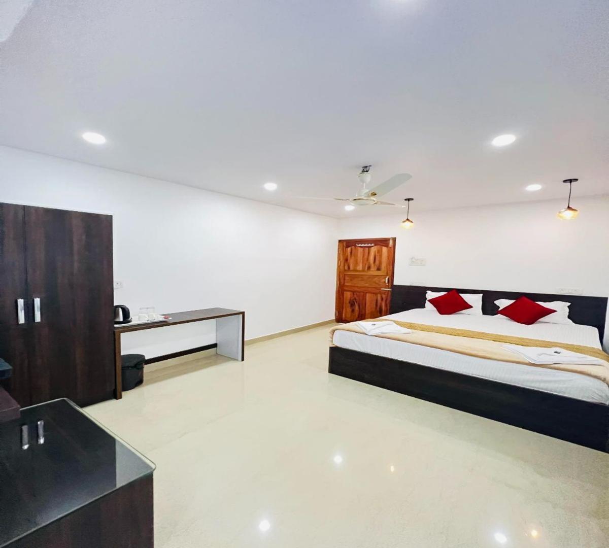 Sea Shore Residency Port Blair Buitenkant foto