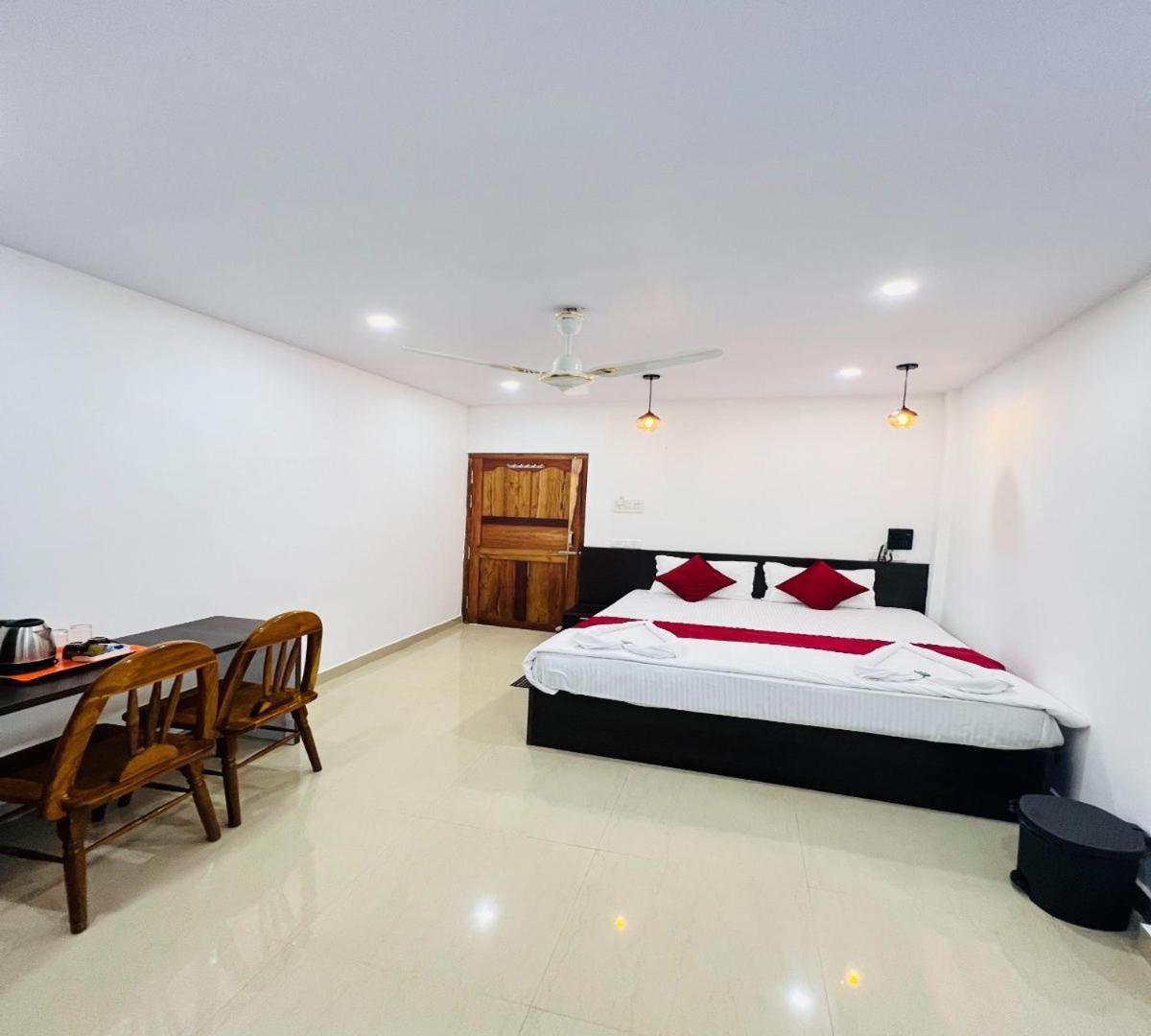 Sea Shore Residency Port Blair Buitenkant foto