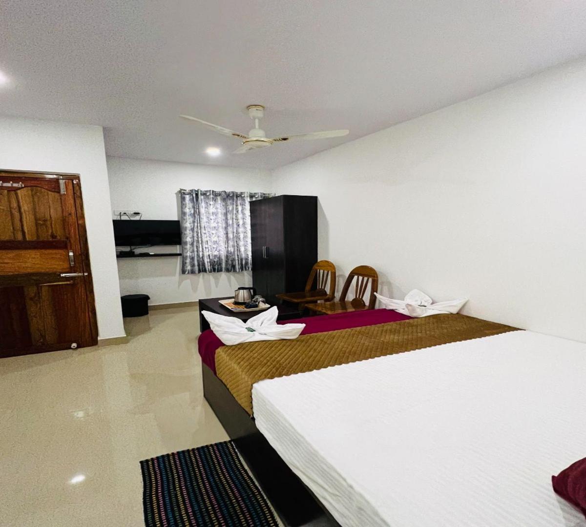 Sea Shore Residency Port Blair Buitenkant foto